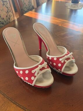 Crown Vintage Betty Boop Red and White Polka Dot Open-Toe Heels